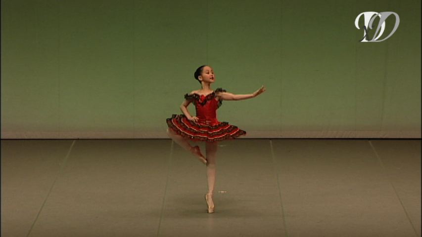 金井寿里亜
