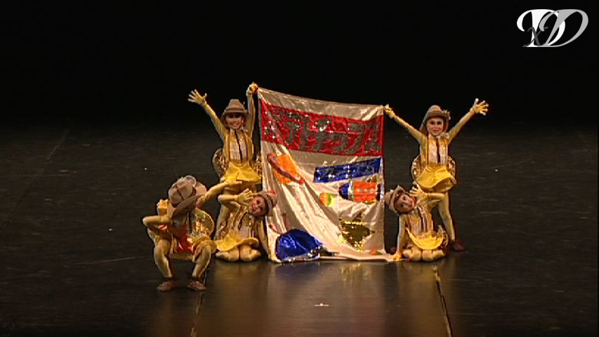 かやの木芸術舞踊学園